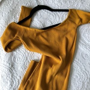 Low back body-con Midi Dress